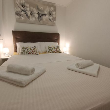 Apartment Belleza With Private Jacuzzi Zadar Bagian luar foto