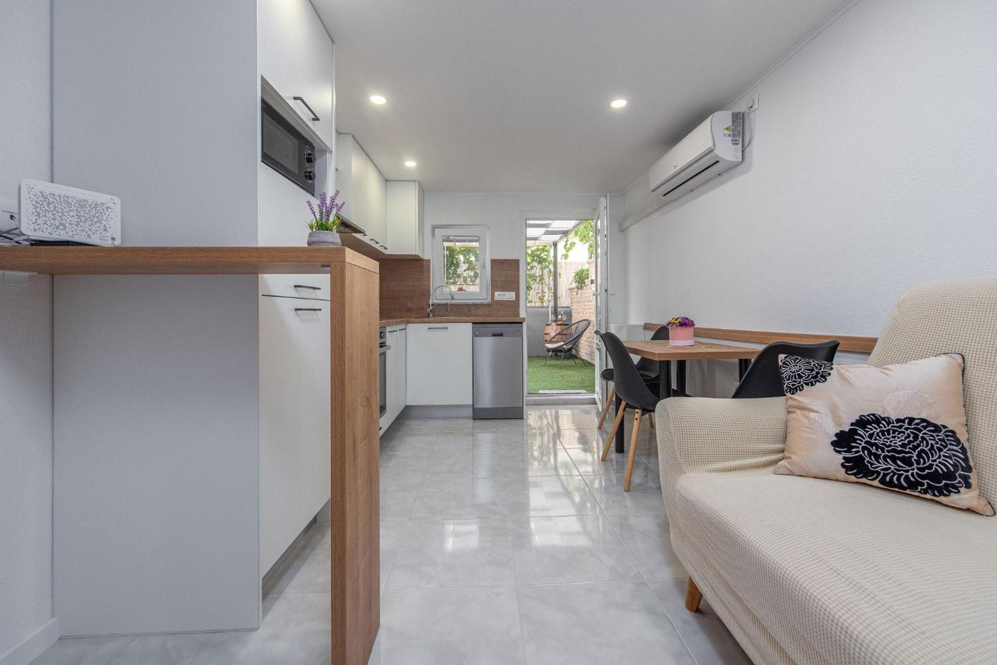 Apartment Belleza With Private Jacuzzi Zadar Bagian luar foto
