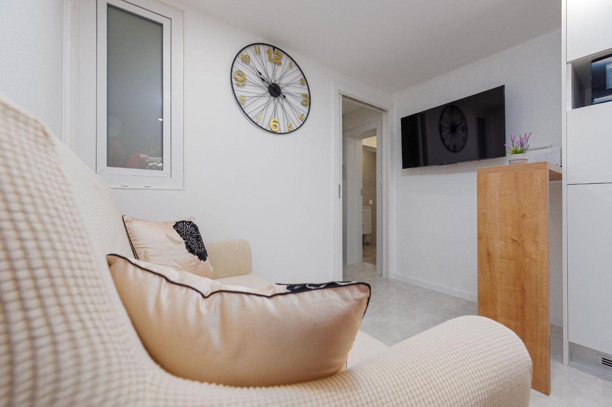 Apartment Belleza With Private Jacuzzi Zadar Bagian luar foto